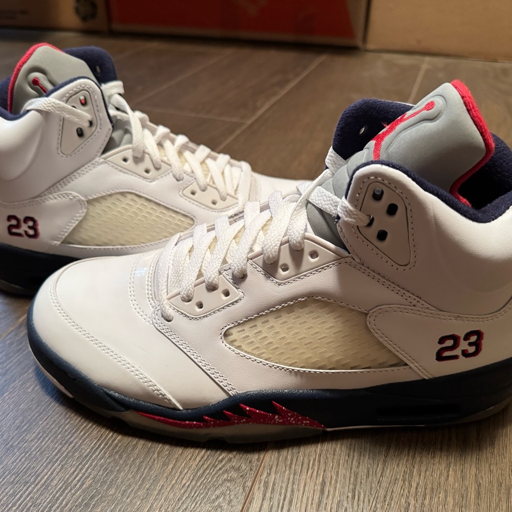 Jordan 5 Retro “Independence Day”